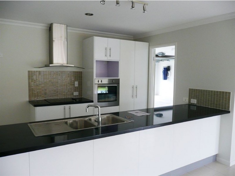 3 Salomon Ct, Beenleigh QLD 4207