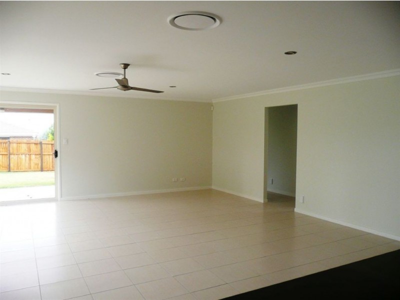 3 Salomon Ct, Beenleigh QLD 4207