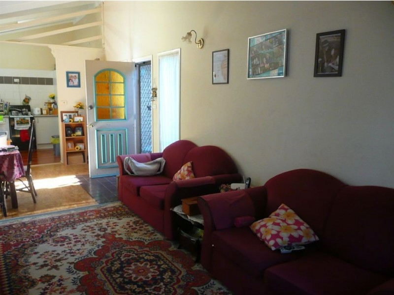 23 Schweitzer Street, Mount Warren Park QLD 4207