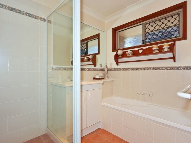 9 William Nixon Way, Edens Landing QLD 4207