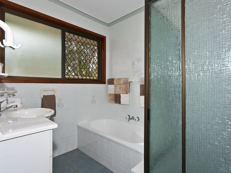 150 Plantain Rd, Shailer Park QLD 4128