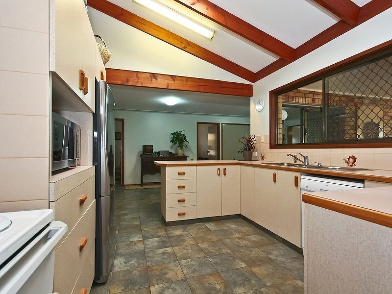 150 Plantain Rd, Shailer Park QLD 4128