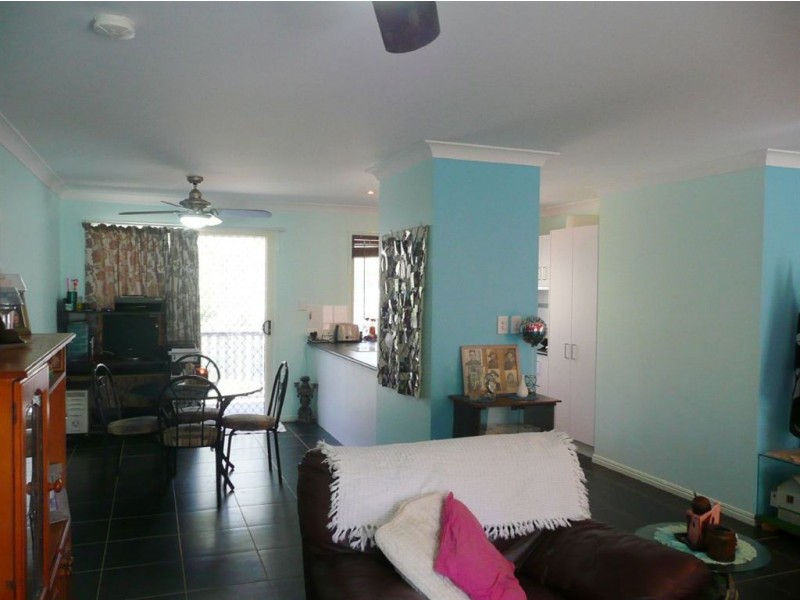 21 Shelley Ave, Mount Warren Park QLD 4207