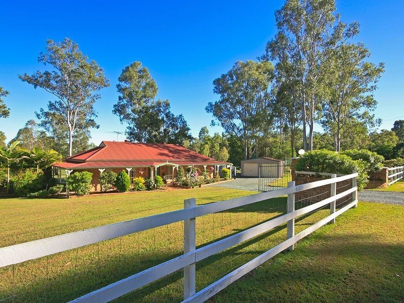 14 Buena Vista Drive, Logan Village QLD 4207