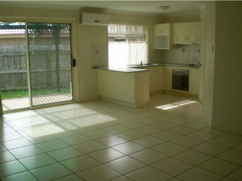 7 Kings Row, Edens Landing QLD 4207