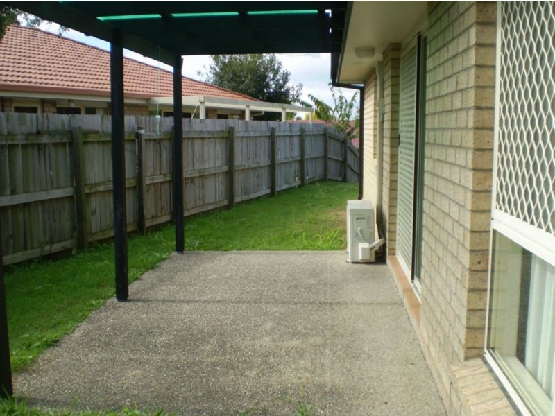 7 Kings Row, Edens Landing QLD 4207
