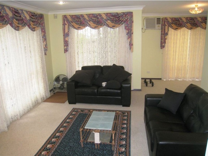 44 Milne Street, Mount Warren Park QLD 4207