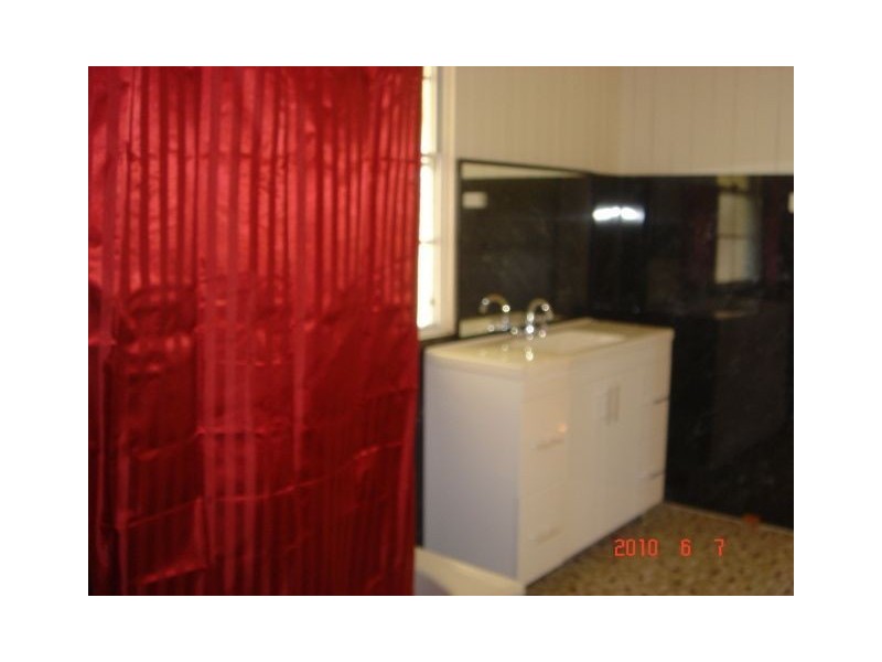 187 Eagleby Road, Eagleby QLD 4207