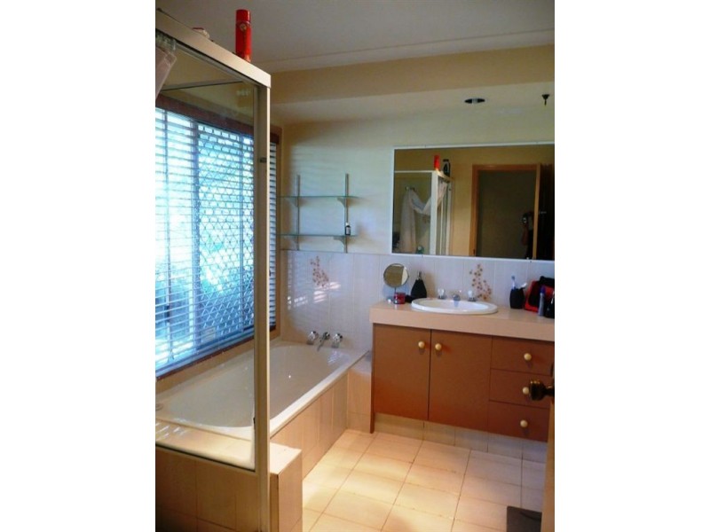 3 Ben Lexcen Court, Mount Warren Park QLD 4207