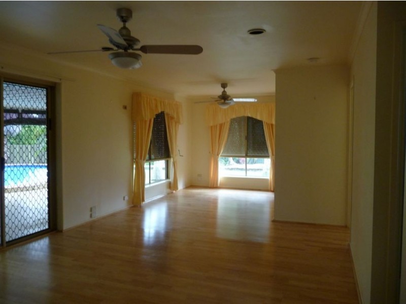 12 Anna Louise Tce, Windaroo QLD 4207