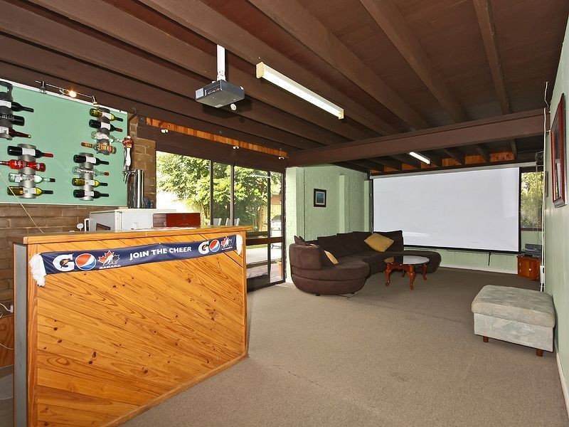 4 Hull Court, Mount Warren Park QLD 4207