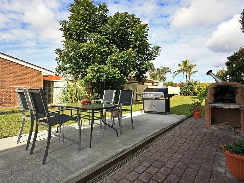 4 Hull Court, Mount Warren Park QLD 4207