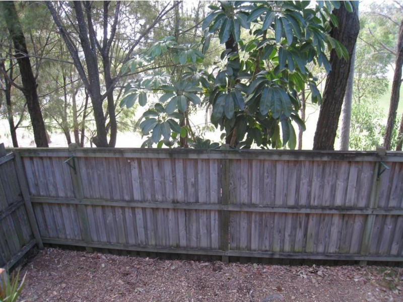 4/72 Castile Cres, Edens Landing QLD 4207