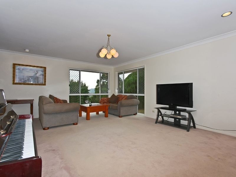 45 Ben Lexcen Ct, Mount Warren Park QLD 4207