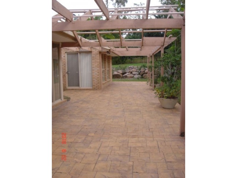16 Sears Road, Yatala QLD 4207