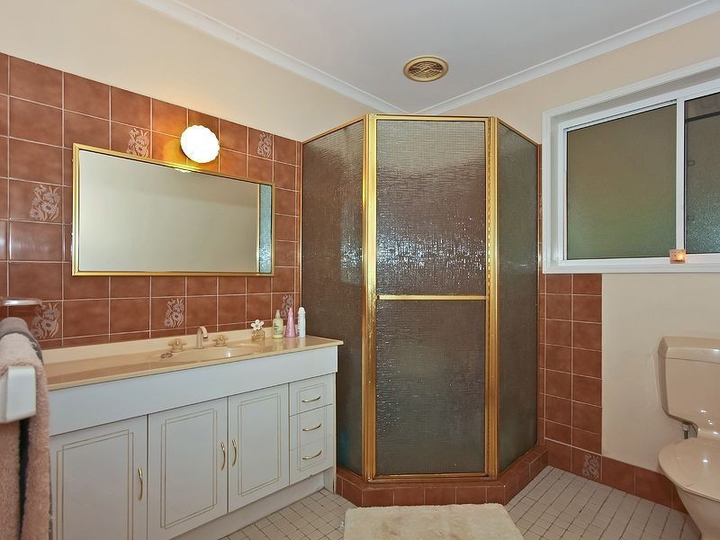 8 Pioneer Drive, Logan Village QLD 4207