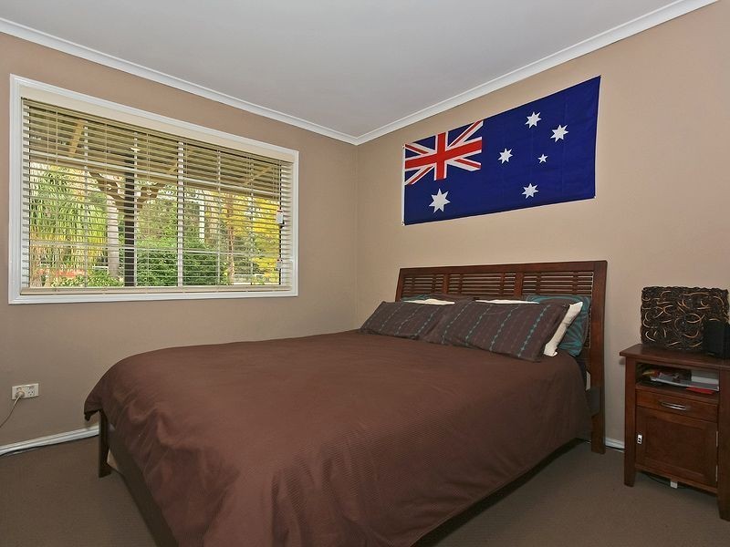 8 Pioneer Drive, Logan Village QLD 4207