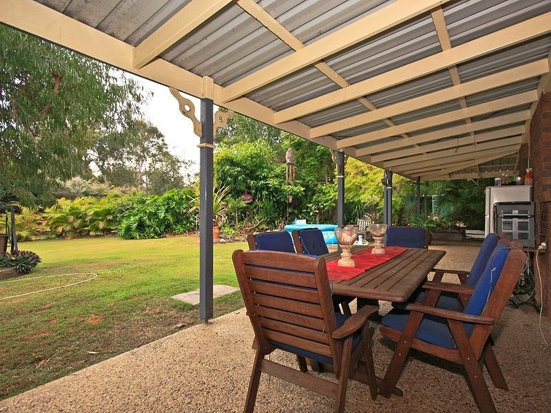 8 Pioneer Drive, Logan Village QLD 4207