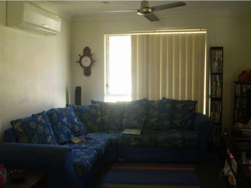 8 Louise Ct, Eagleby QLD 4207