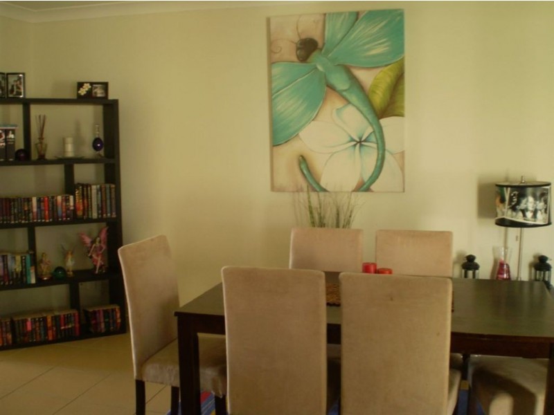 8 Louise Ct, Eagleby QLD 4207