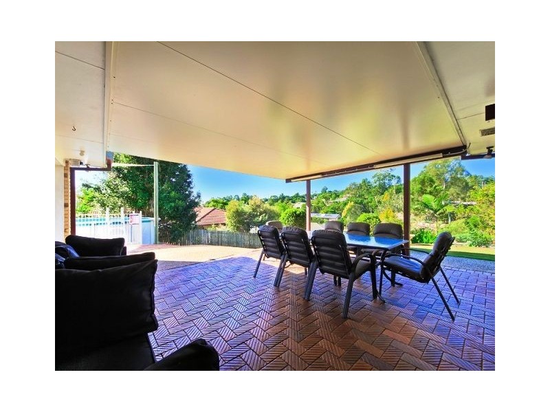 58 Avonmore Street, Edens Landing QLD 4207