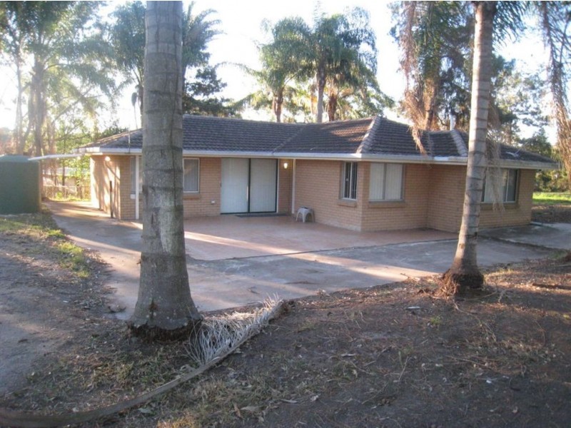 233 Burnside Rd, Stapylton QLD 4207