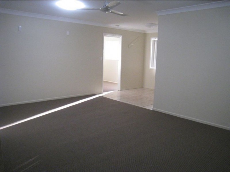 233 Burnside Rd, Stapylton QLD 4207