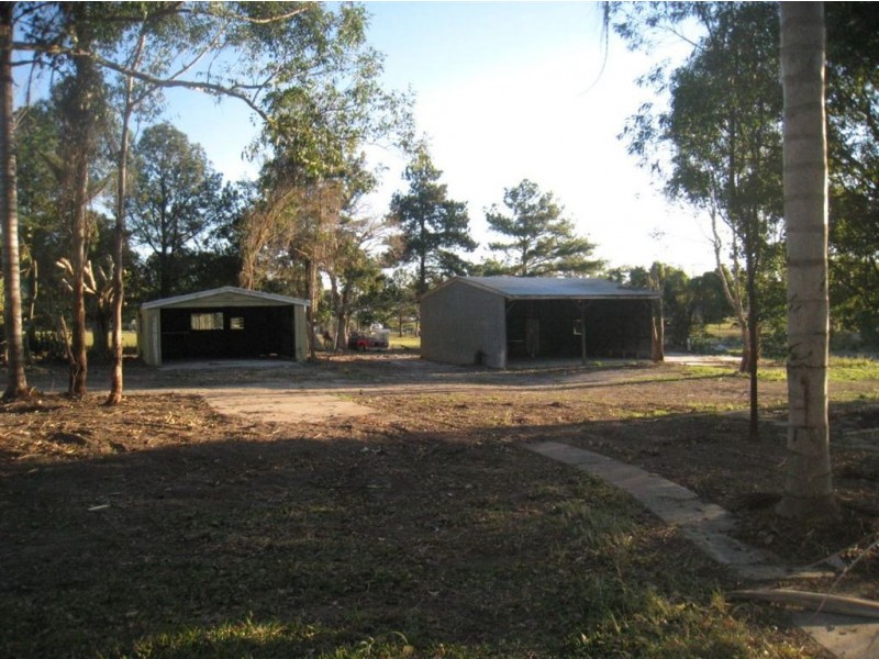 233 Burnside Rd, Stapylton QLD 4207