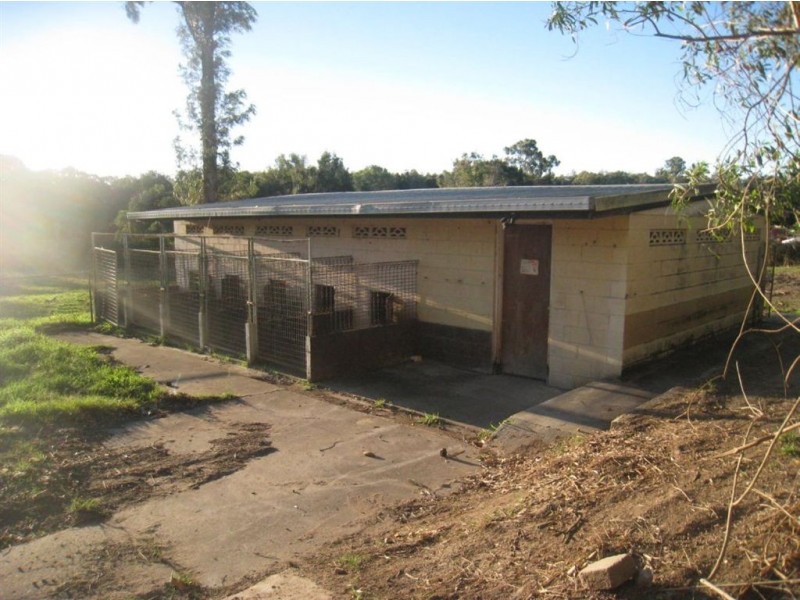 233 Burnside Rd, Stapylton QLD 4207