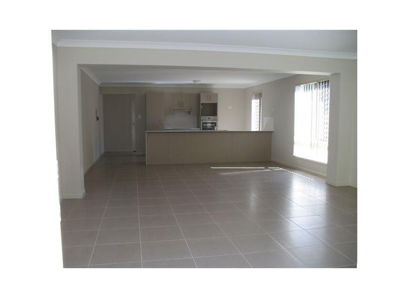 1/26A Bishop Street, Eagleby QLD 4207