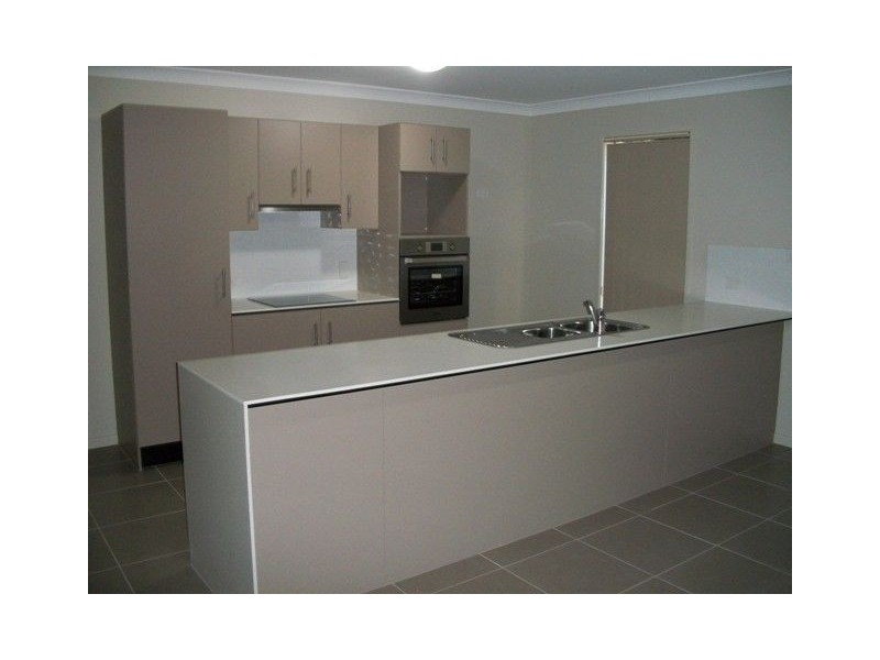 1/26A Bishop Street, Eagleby QLD 4207