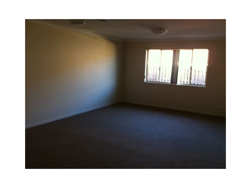 25 Skyline Circuit, Windaroo QLD 4207