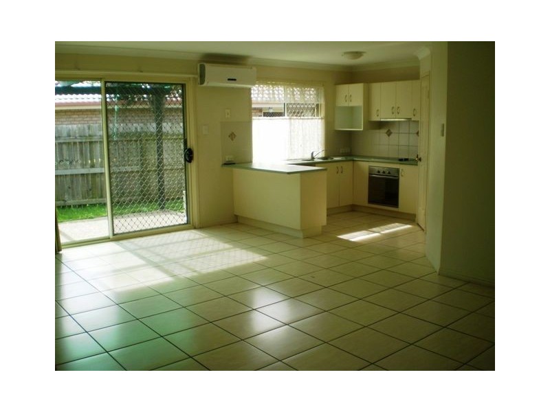 7 Kings Row, Edens Landing QLD 4207