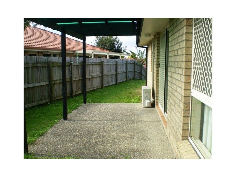 7 Kings Row, Edens Landing QLD 4207