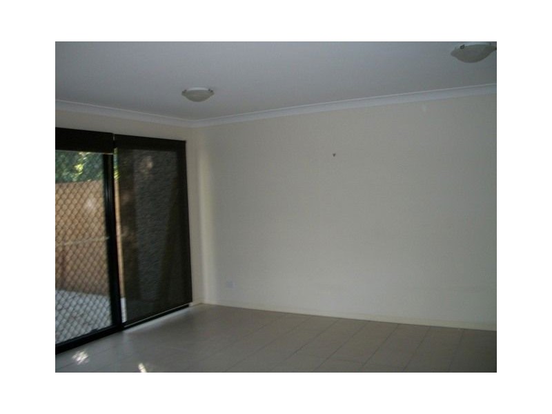 3/118 Fryar Road, Eagleby QLD 4207