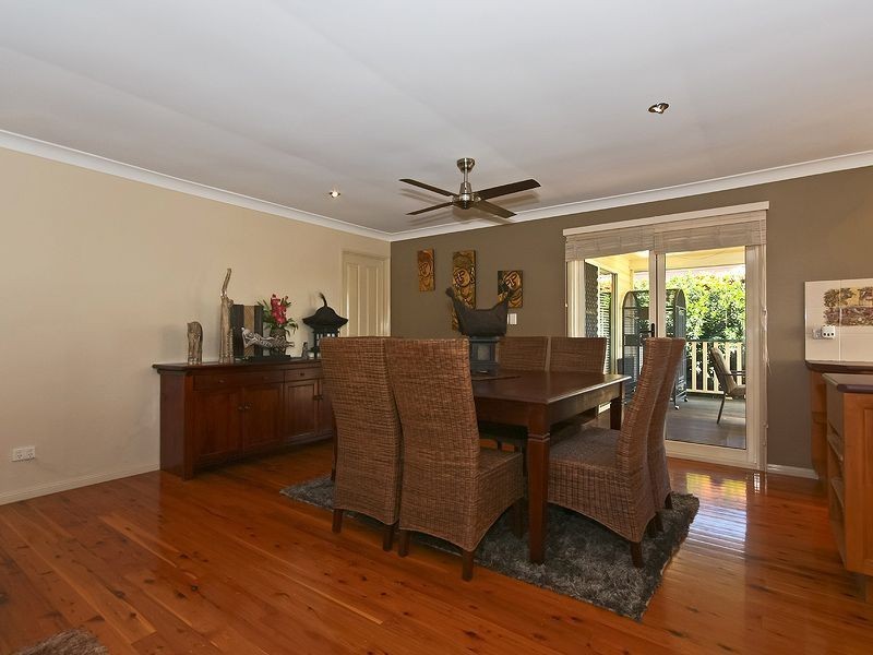 1 Auburn St, Edens Landing QLD 4207