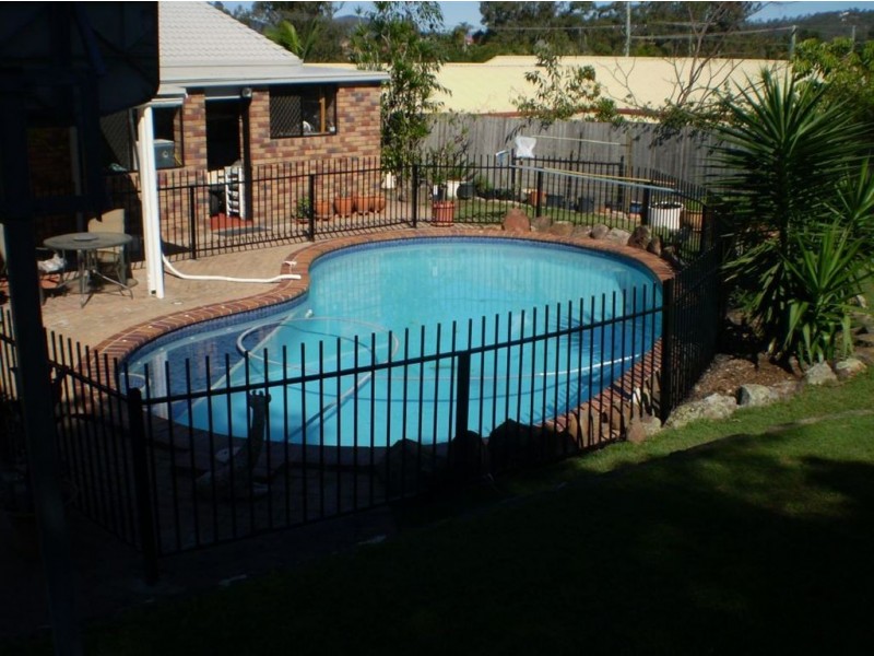 19 Kaiser Drive, Windaroo QLD 4207