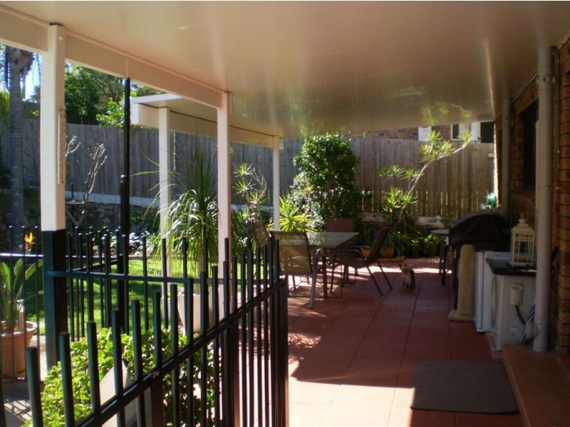 19 Kaiser Drive, Windaroo QLD 4207