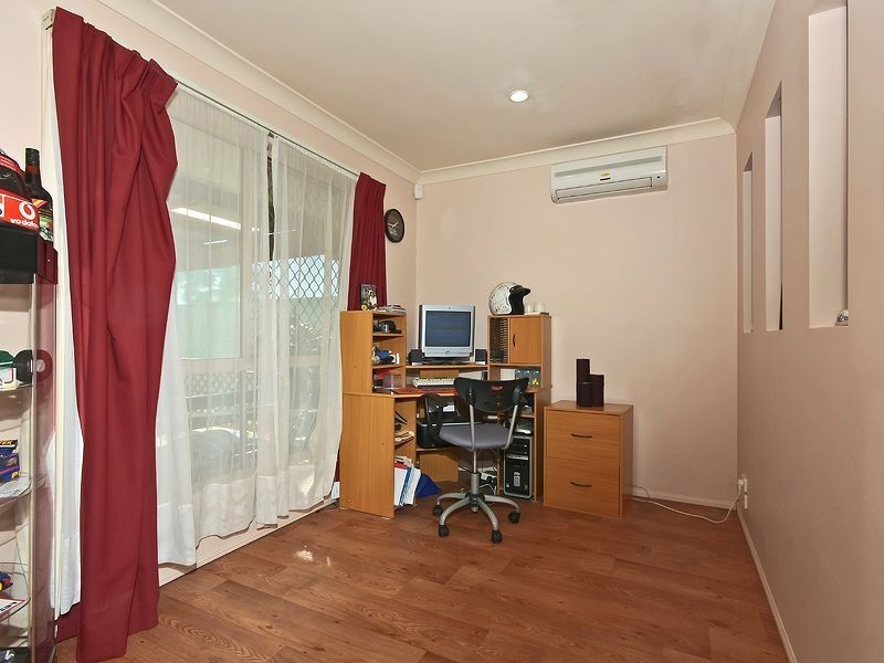 8 Riley Ct, Windaroo QLD 4207