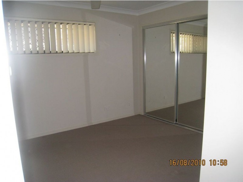 8 Goundry Dr, Holmview QLD 4207