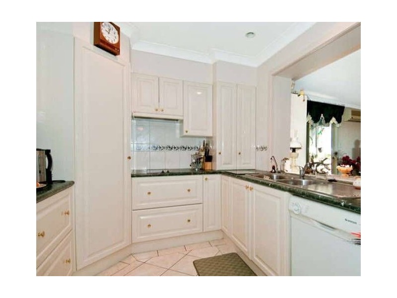 15 Ben Lexcen Ct, Mount Warren Park QLD 4207