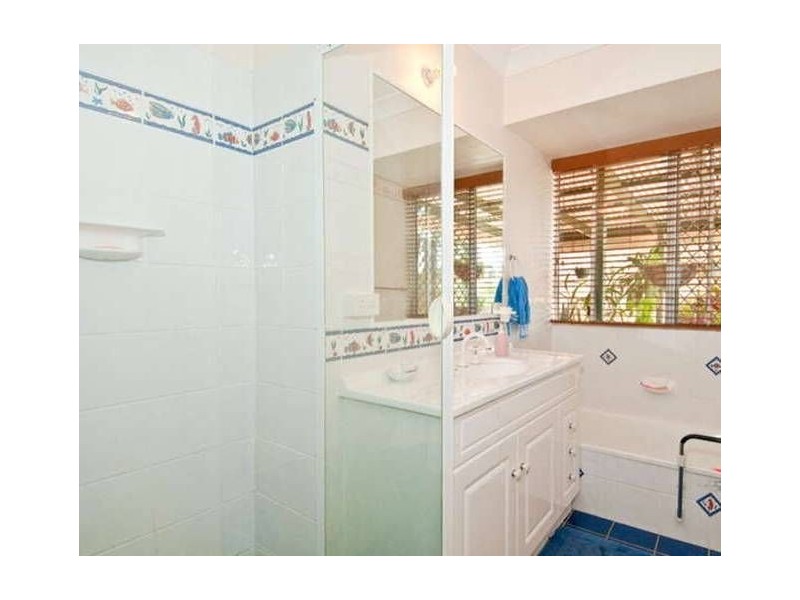 15 Ben Lexcen Ct, Mount Warren Park QLD 4207