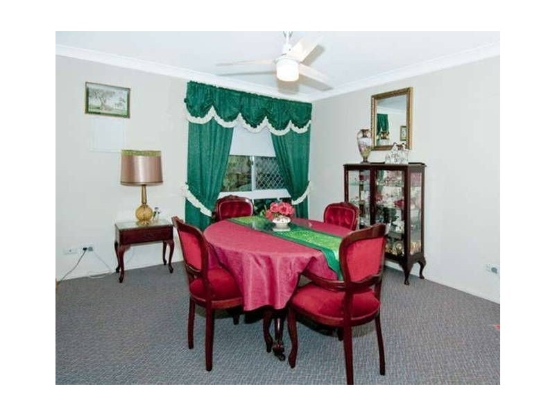 15 Ben Lexcen Ct, Mount Warren Park QLD 4207