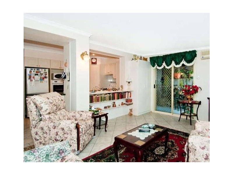 15 Ben Lexcen Ct, Mount Warren Park QLD 4207