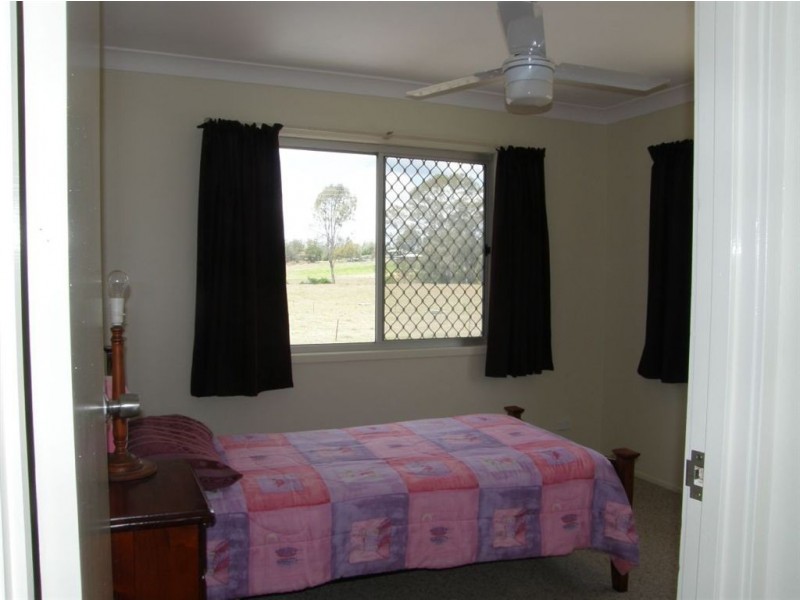 38 Edgewater Drive, Chambers Flat QLD 4133