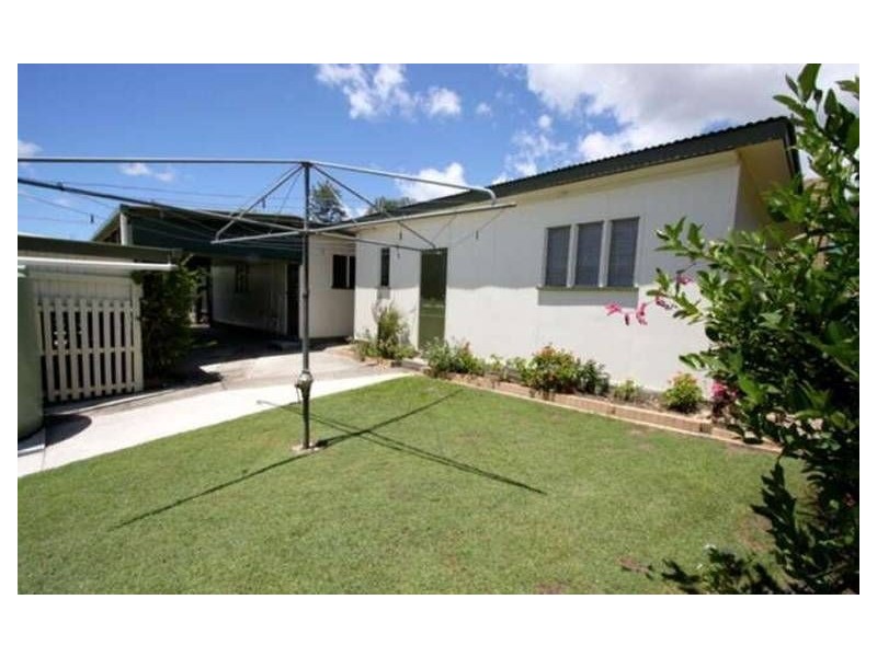 92 Milne St, Mount Warren Park QLD 4207