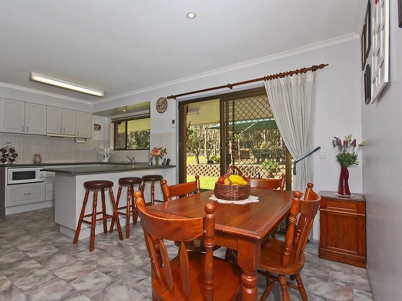 1 Sheree Ct, Buccan QLD 4207