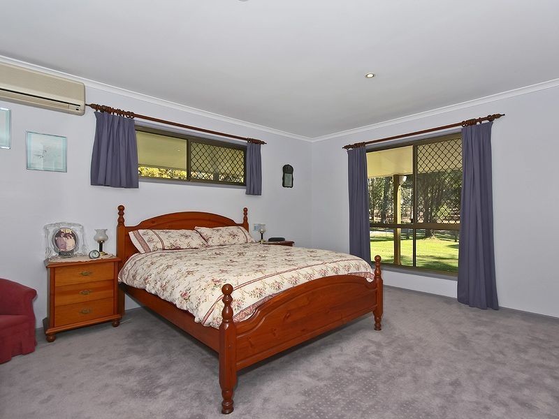 1 Sheree Ct, Buccan QLD 4207
