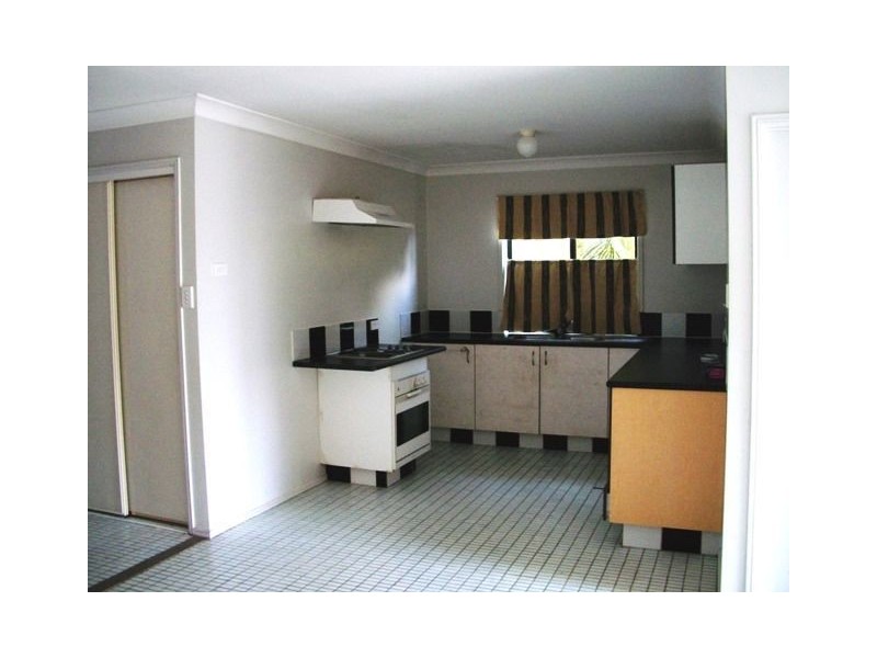 4/13 Blackbird Street, Beenleigh QLD 4207