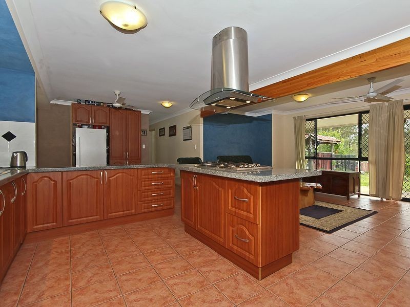 108 Buccan Road, Buccan QLD 4207